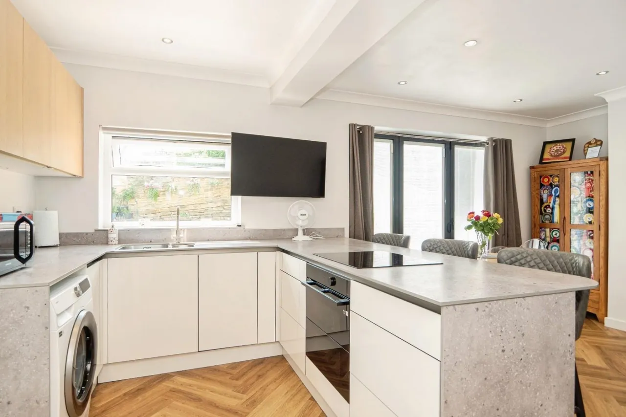 Armley Grange View, Armley, Leeds, LS12, photo 2