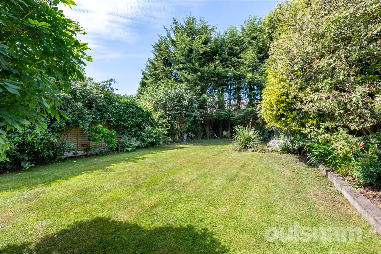 Birmingham Road, Alvechurch, Birmingham, Worcestershire, B48 7TB, photo 2