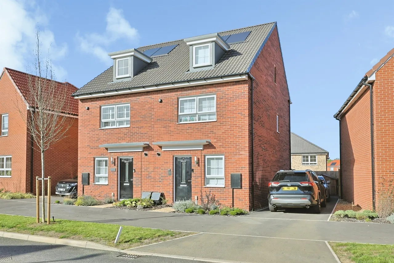 3 bed house for sale, Woolhouse Way, Cringleford, NR4