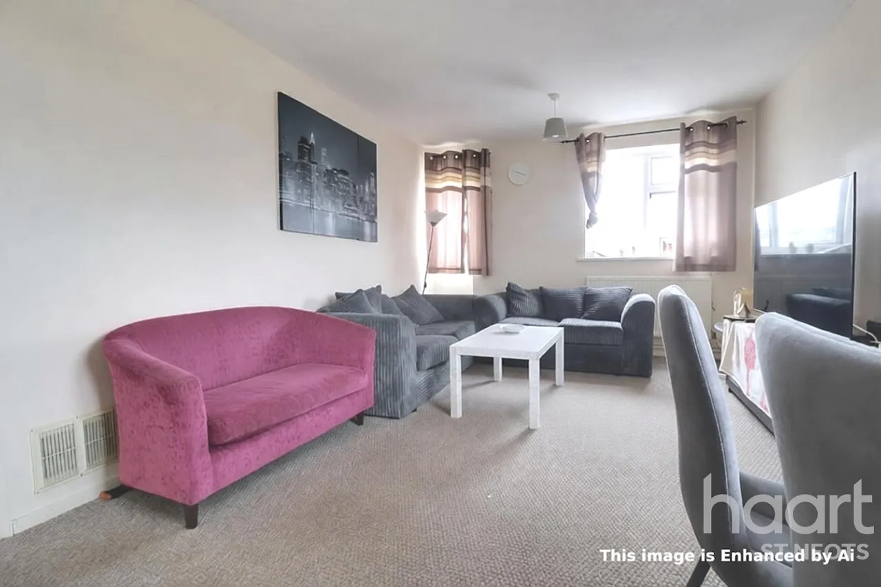 Whitehall Walk, St Neots, PE19, photo 5