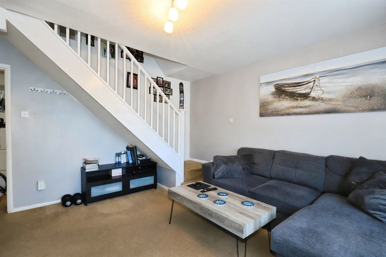 Shayler Grove, Wolverhampton, photo 4