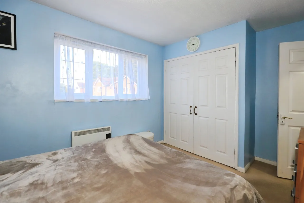 Shayler Grove, Wolverhampton, photo 9
