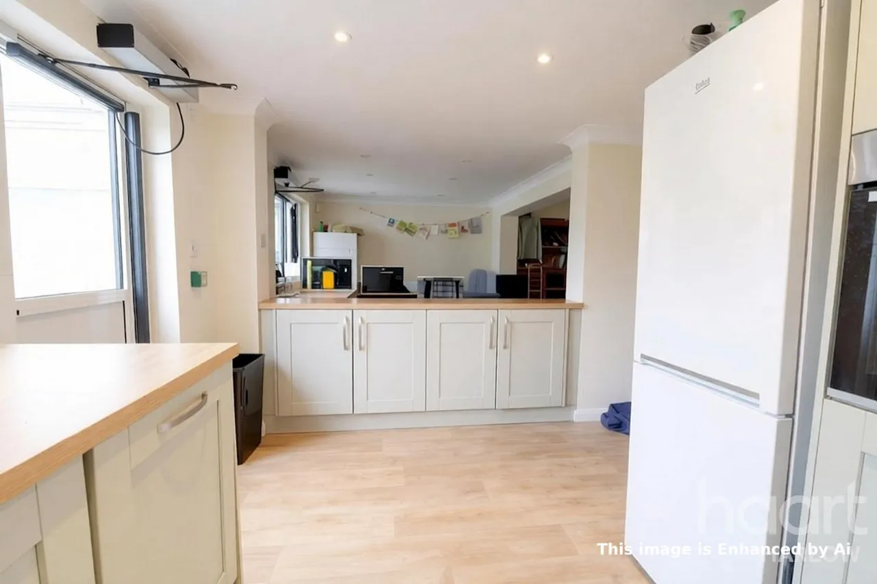 Epping Road, Harlow, CM19, photo 10