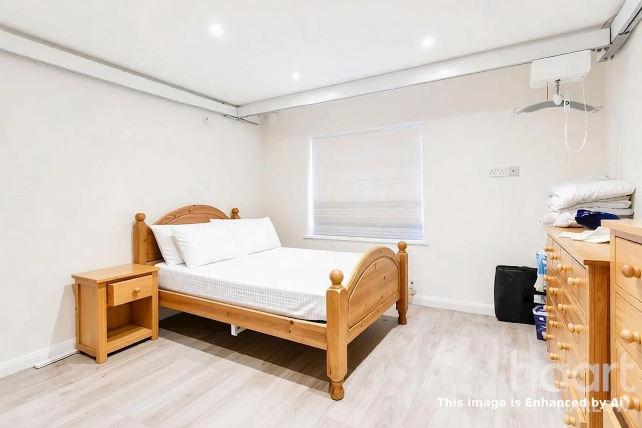 Epping Road, Harlow, CM19, photo 11