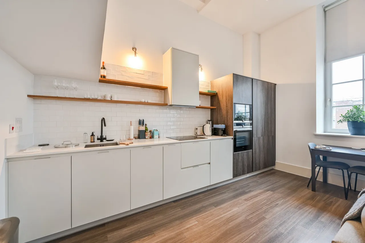 Apartment 204, Charles Hayward Building, 6 Goldsmiths Row, London, photo 4