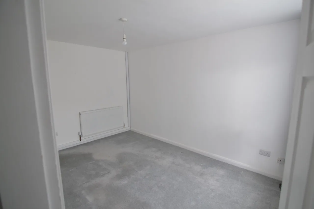 Shayler Grove, Wolverhampton, WV2, photo 3