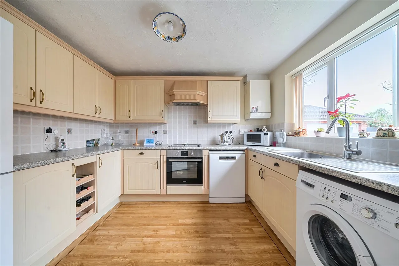 Branewick Close, Titchfield Common, photo 5