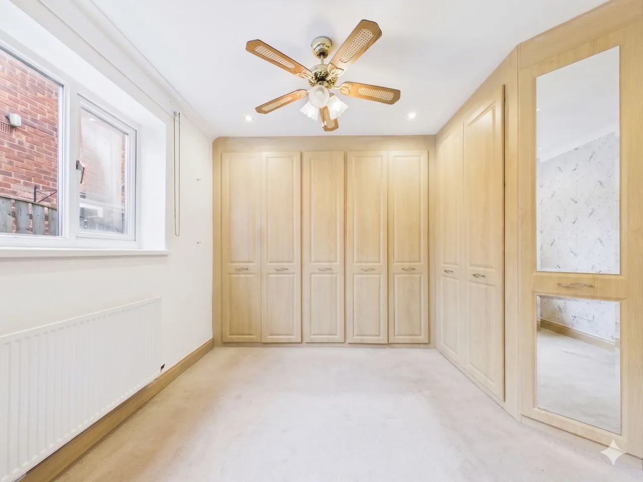 Forest Close, Wakefield, WF1, photo 16