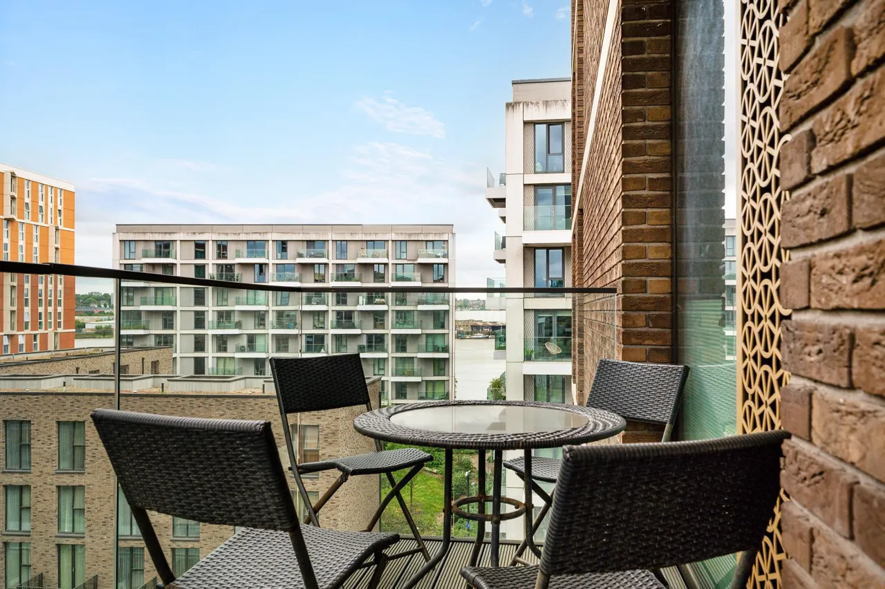 John Cabot House, Royal Wharf, E16, photo 6
