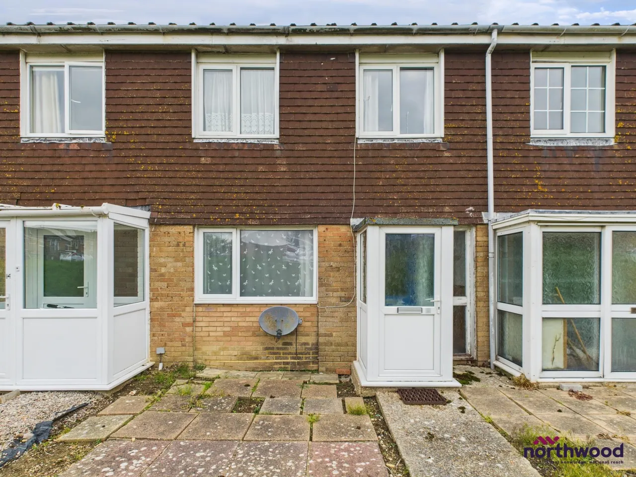 3 bed house to rent, Barming Close, Eastbourne, BN23