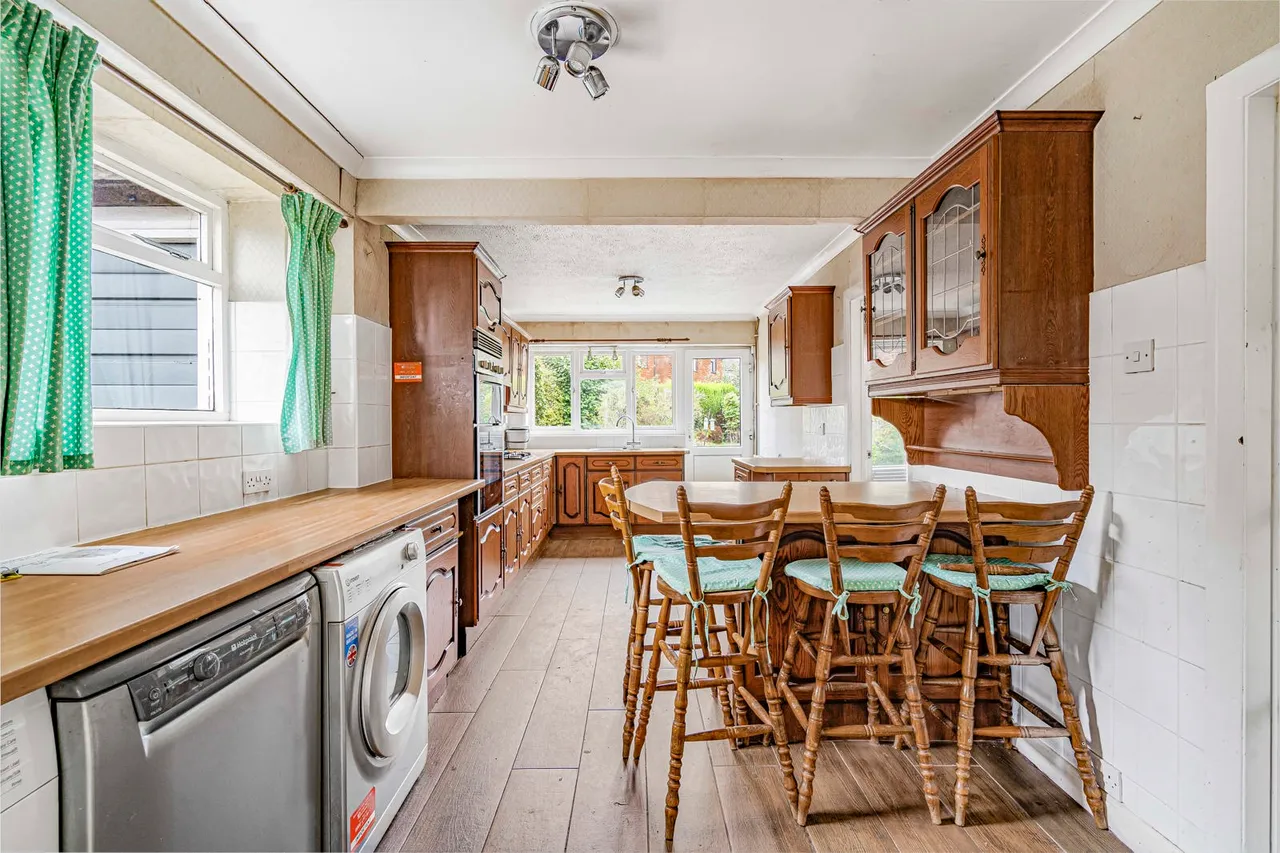 Manor Road, Ash, GU12, photo 23