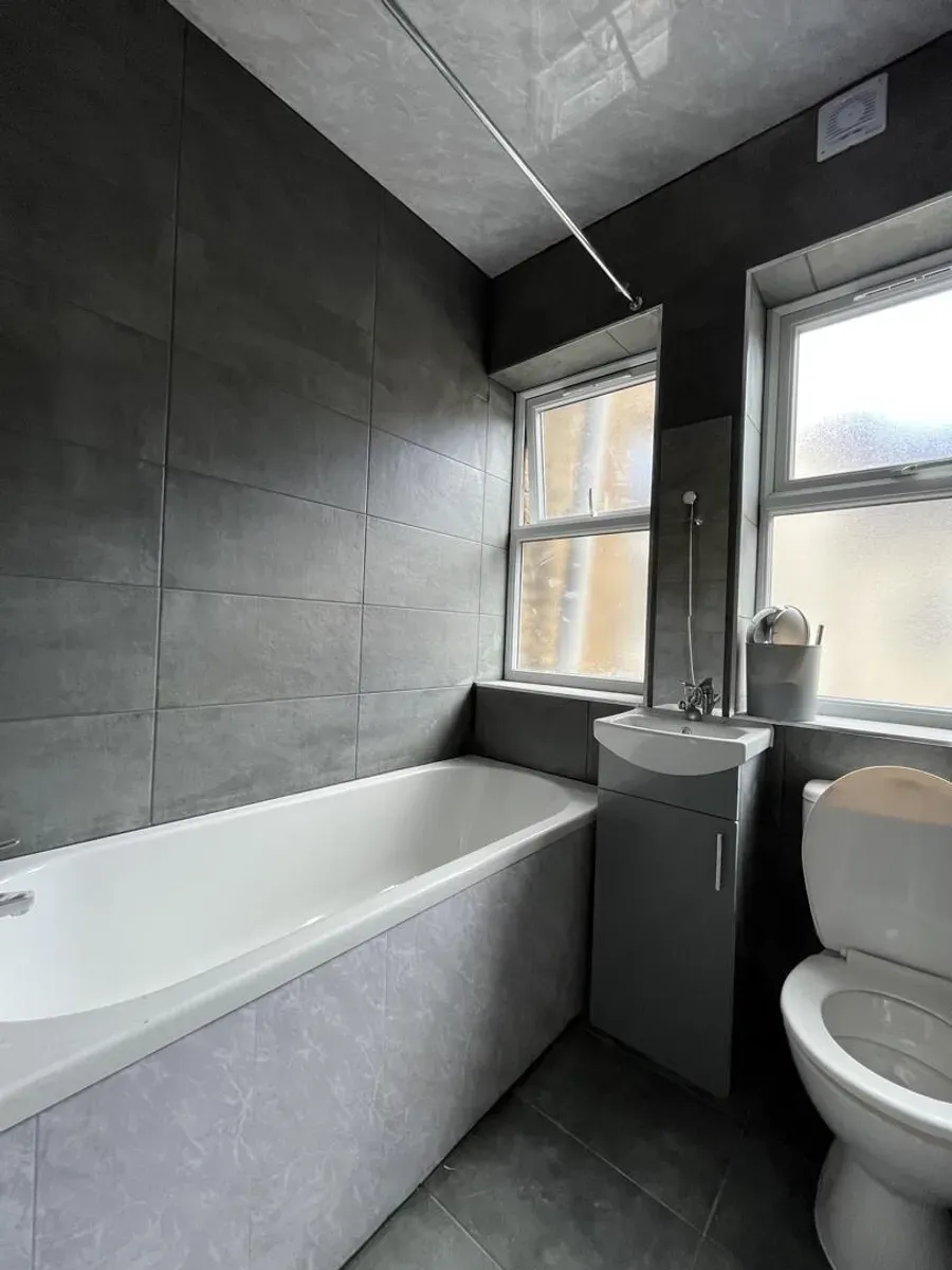 Montague Road, Hounslow, photo 7