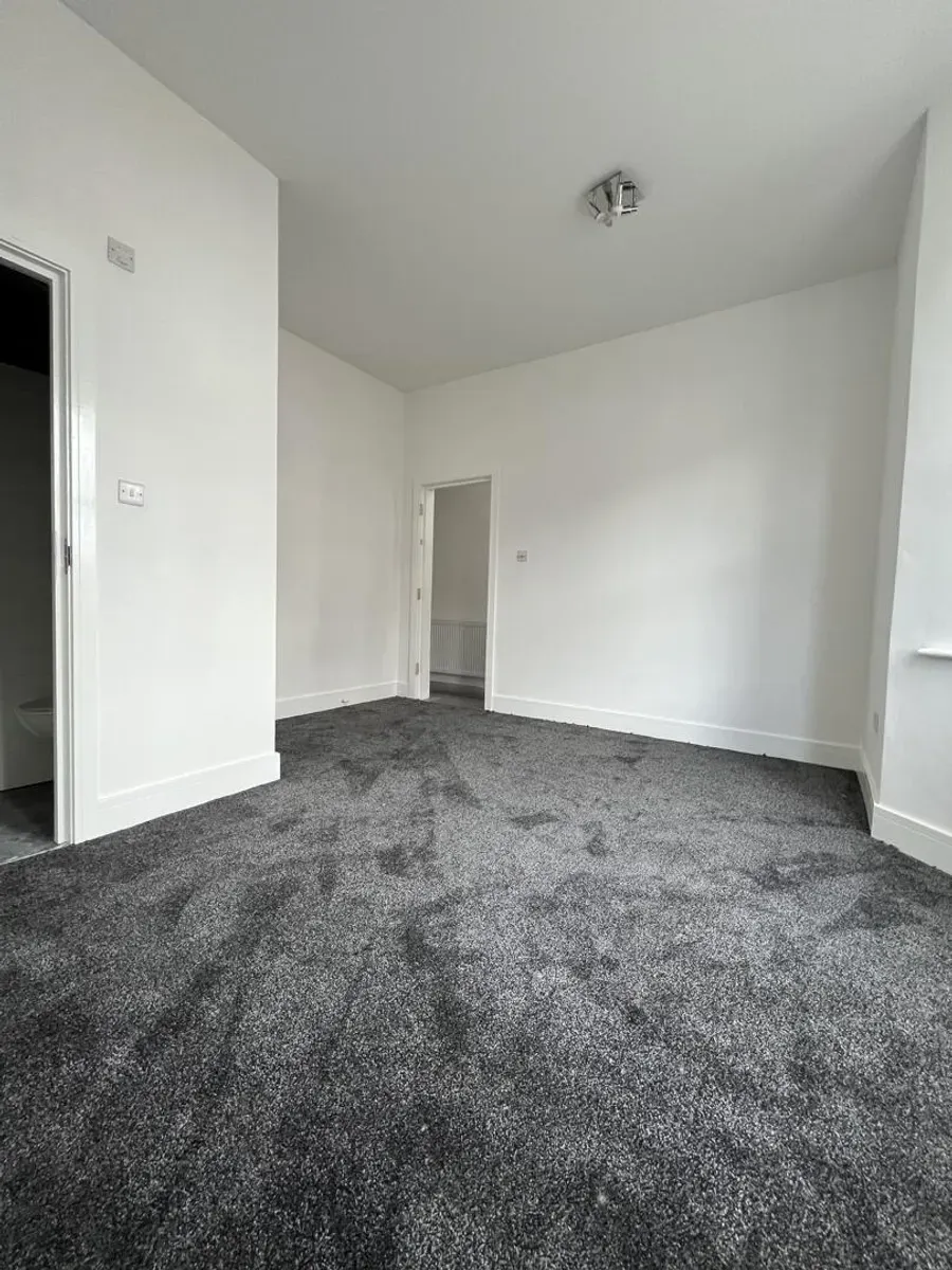 Montague Road, Hounslow, photo 5