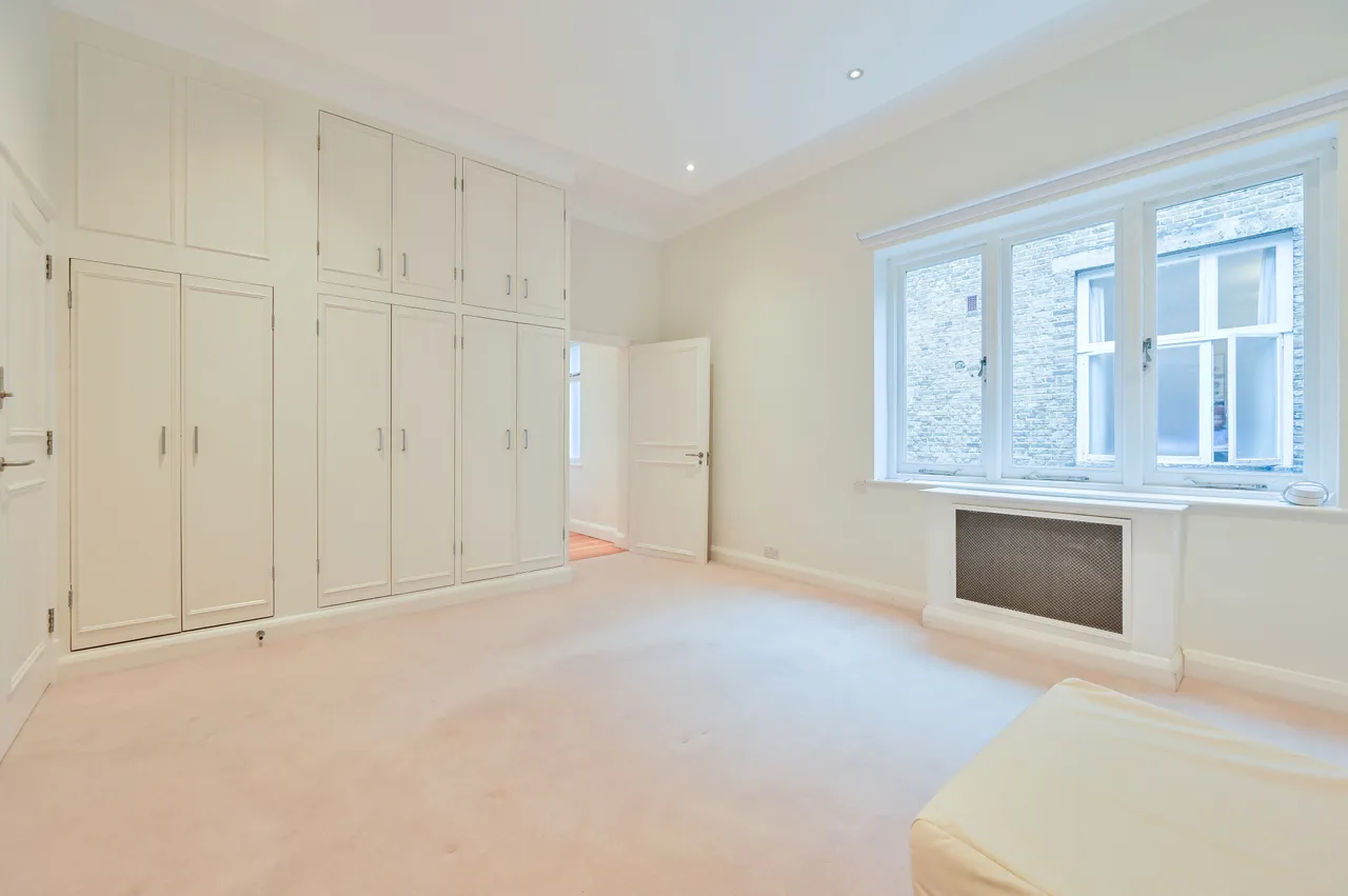 6 Queens Court, 73-74 Queens Gate, London, photo 12