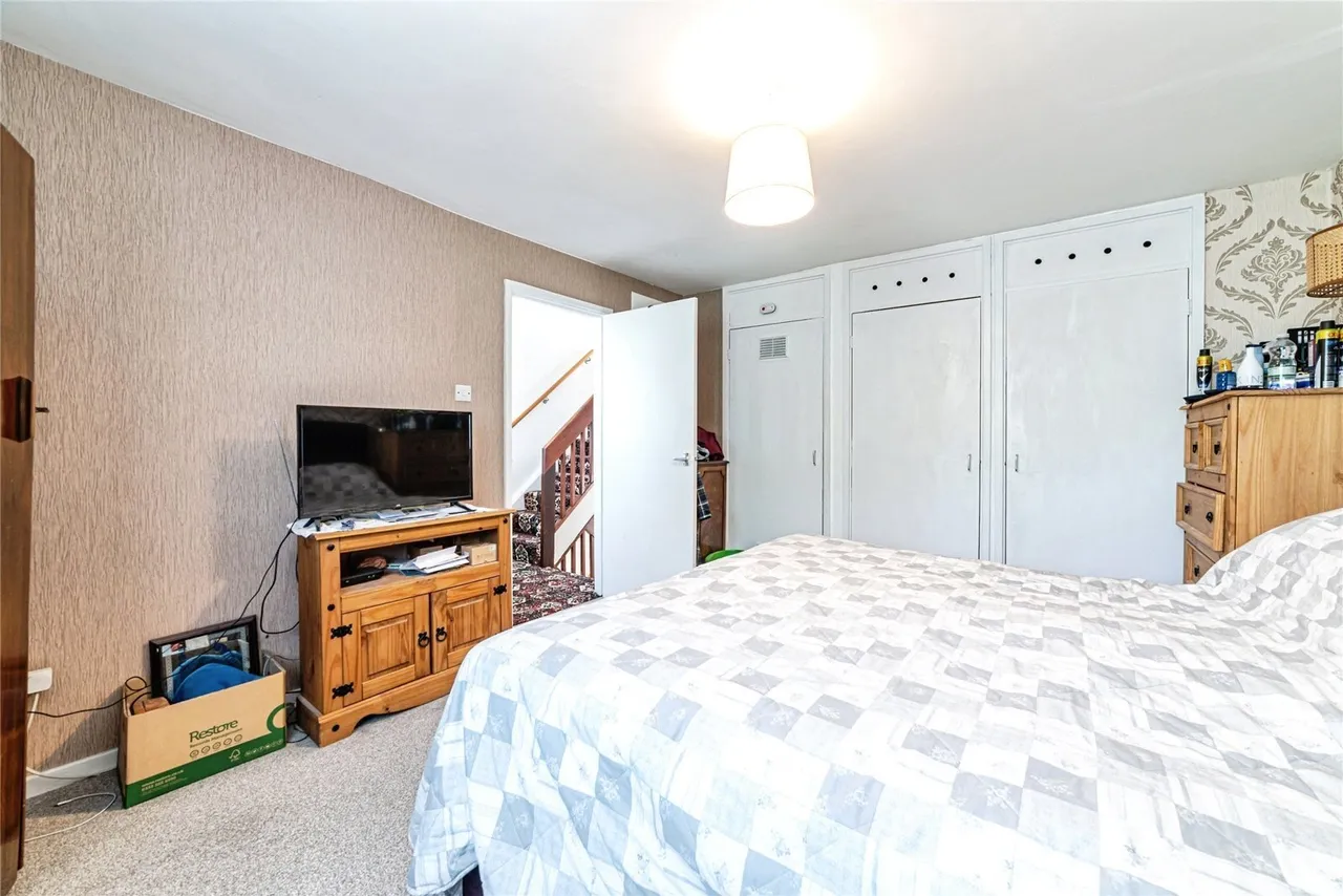 Shakespeare Road, Basingstoke, RG24, photo 17