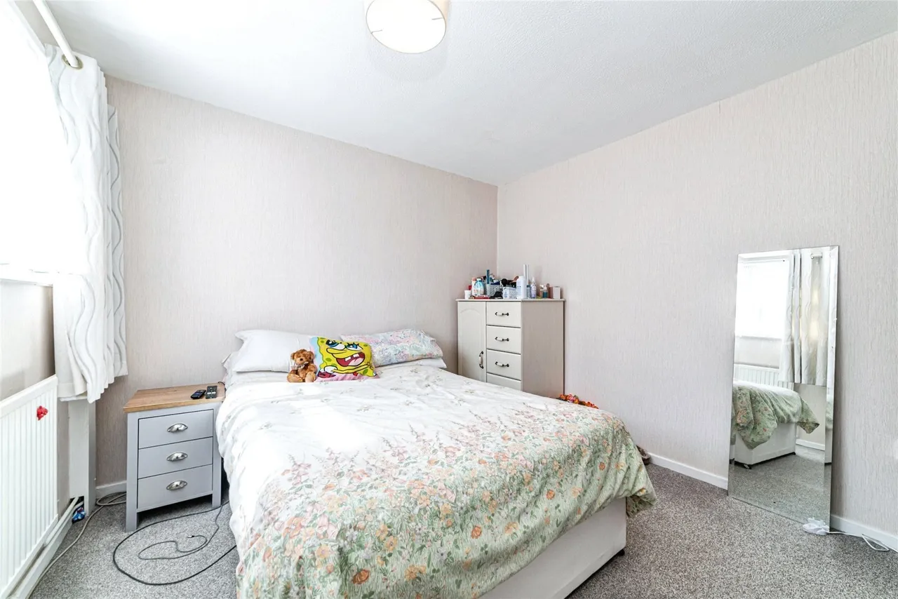 Shakespeare Road, Basingstoke, RG24, photo 11