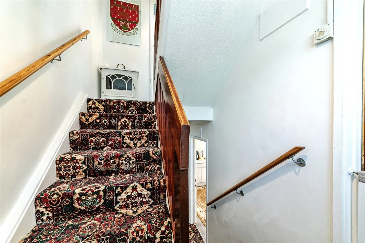 Shakespeare Road, Basingstoke, RG24, photo 6