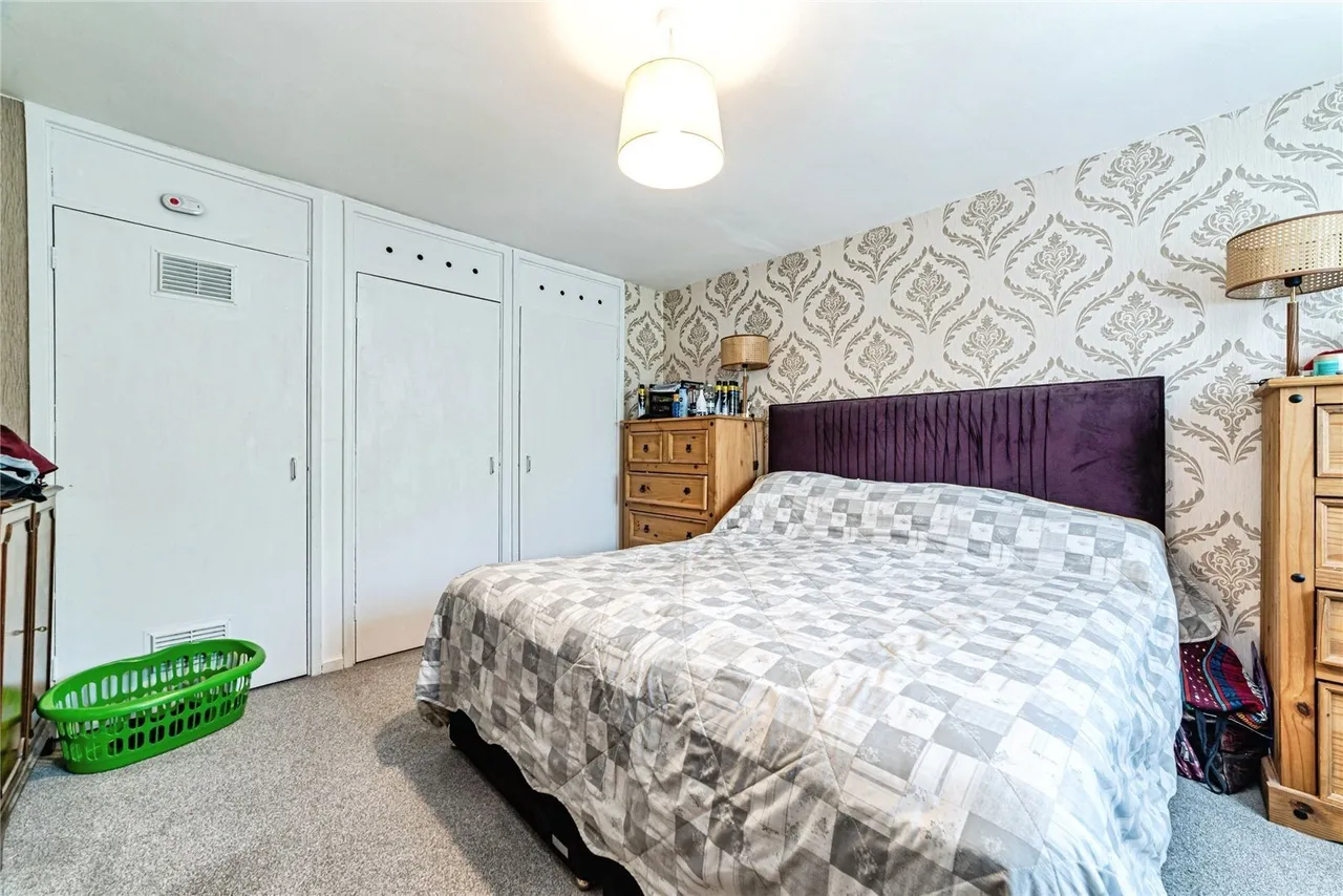 Shakespeare Road, Basingstoke, RG24, photo 15