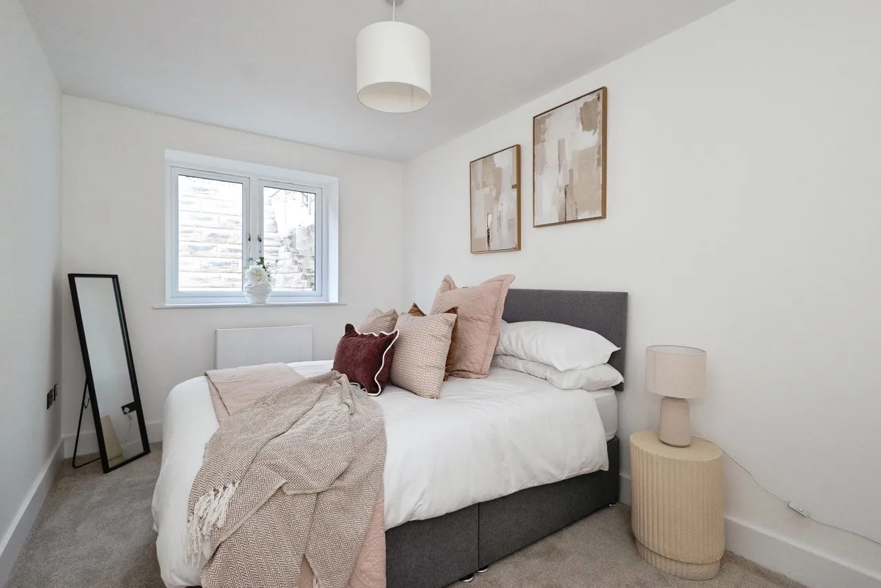 Prospect Heights, Mossley, Ashton, OL5, photo 12