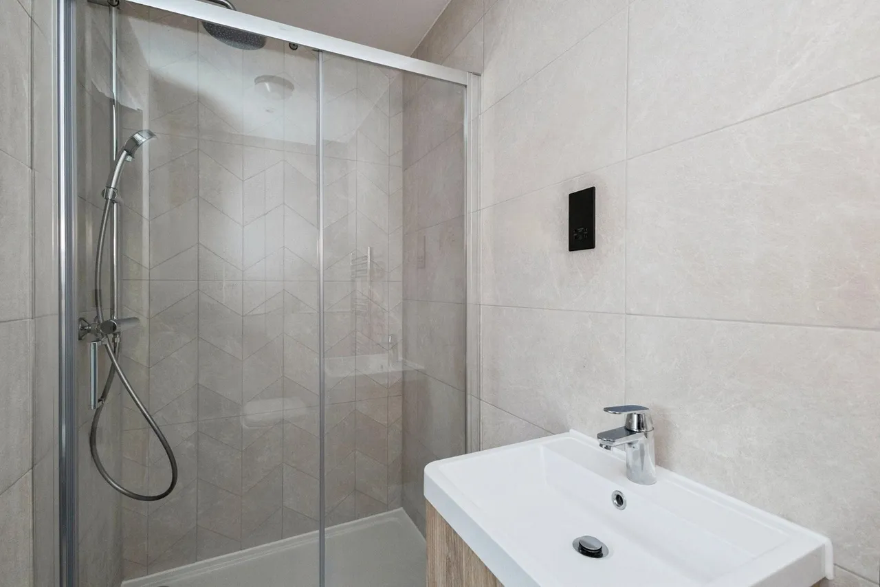 Prospect Heights, Mossley, Ashton, OL5, photo 18