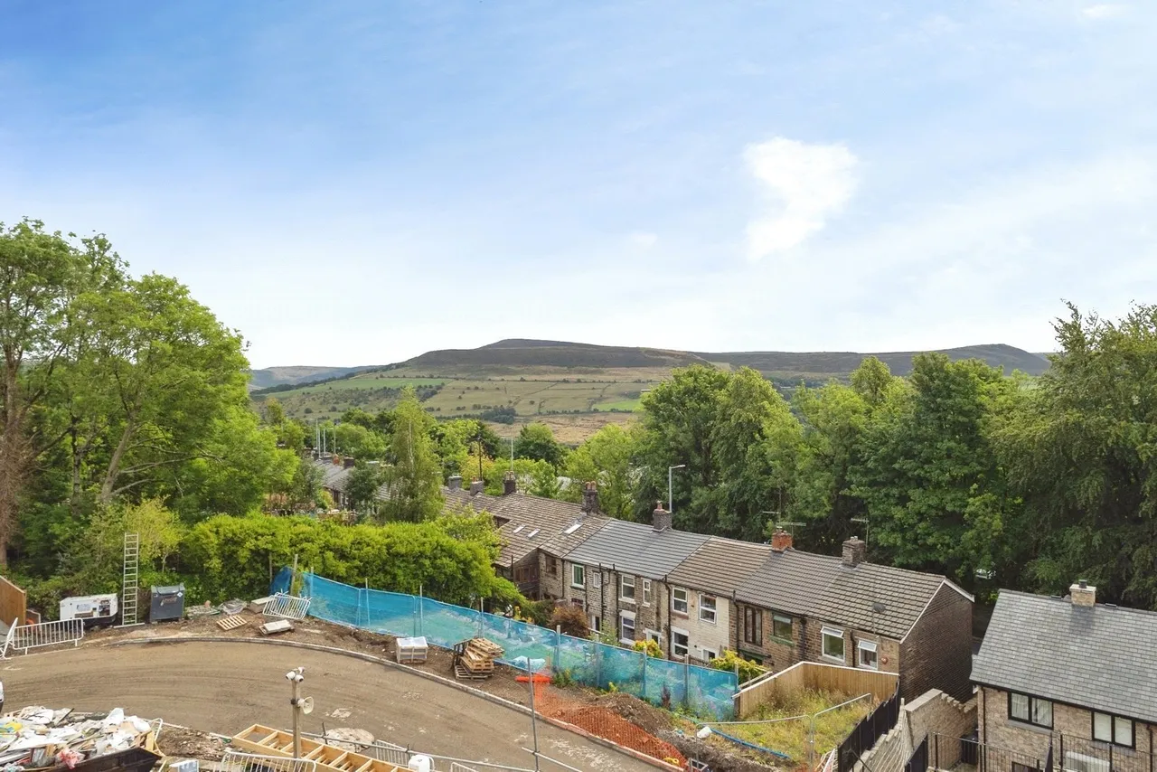 Prospect Heights, Mossley, Ashton, OL5, photo 22