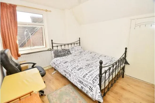 Magazine Road, Ashford, photo 10