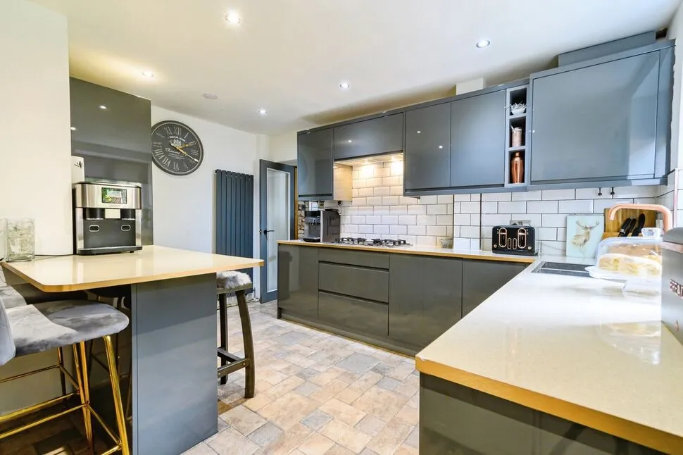 Blackburn Road, Egerton, Greater Manchester, BL7, photo 5