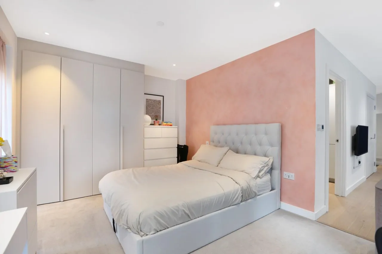 Wyndham Road, London, SE5, photo 3