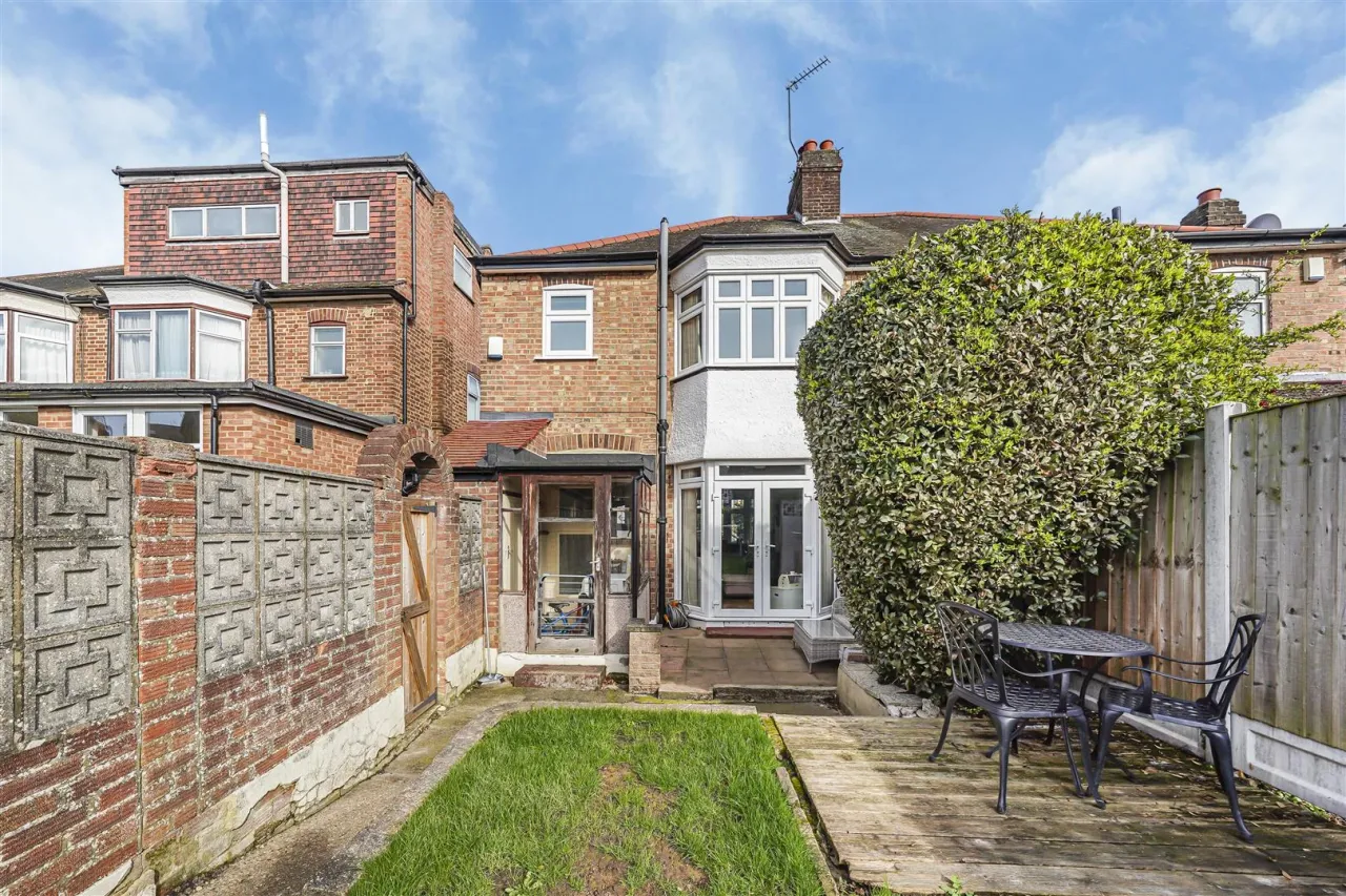 Fairlight Close, North Chingford, E4 6PB, photo 35