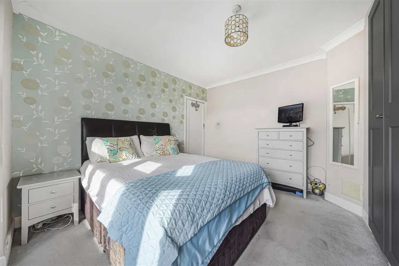 Fairlight Close, North Chingford, E4 6PB, photo 43