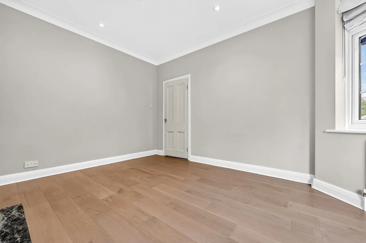 Montalt Road, Woodford Green, IG8, photo 6
