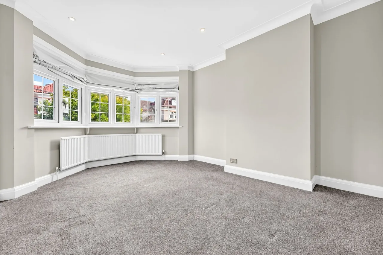 Montalt Road, Woodford Green, IG8, photo 15