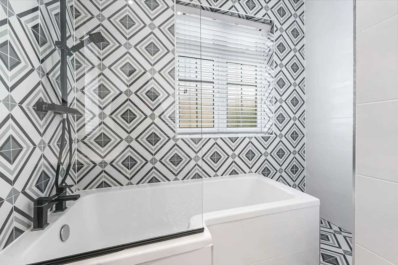 Montalt Road, Woodford Green, IG8, photo 14
