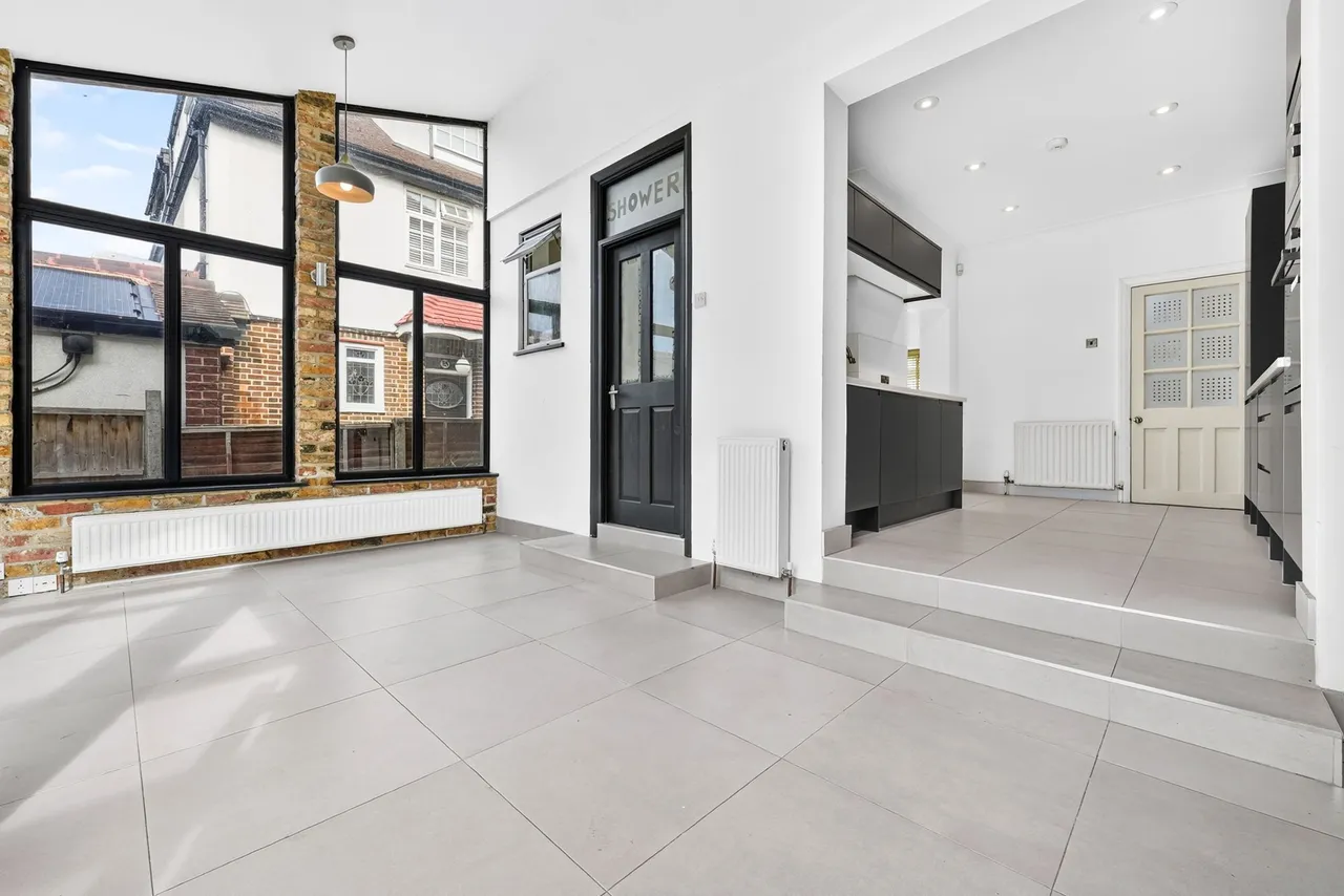 Montalt Road, Woodford Green, IG8, photo 9