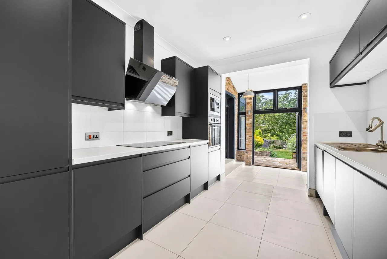 Montalt Road, Woodford Green, IG8, photo 3
