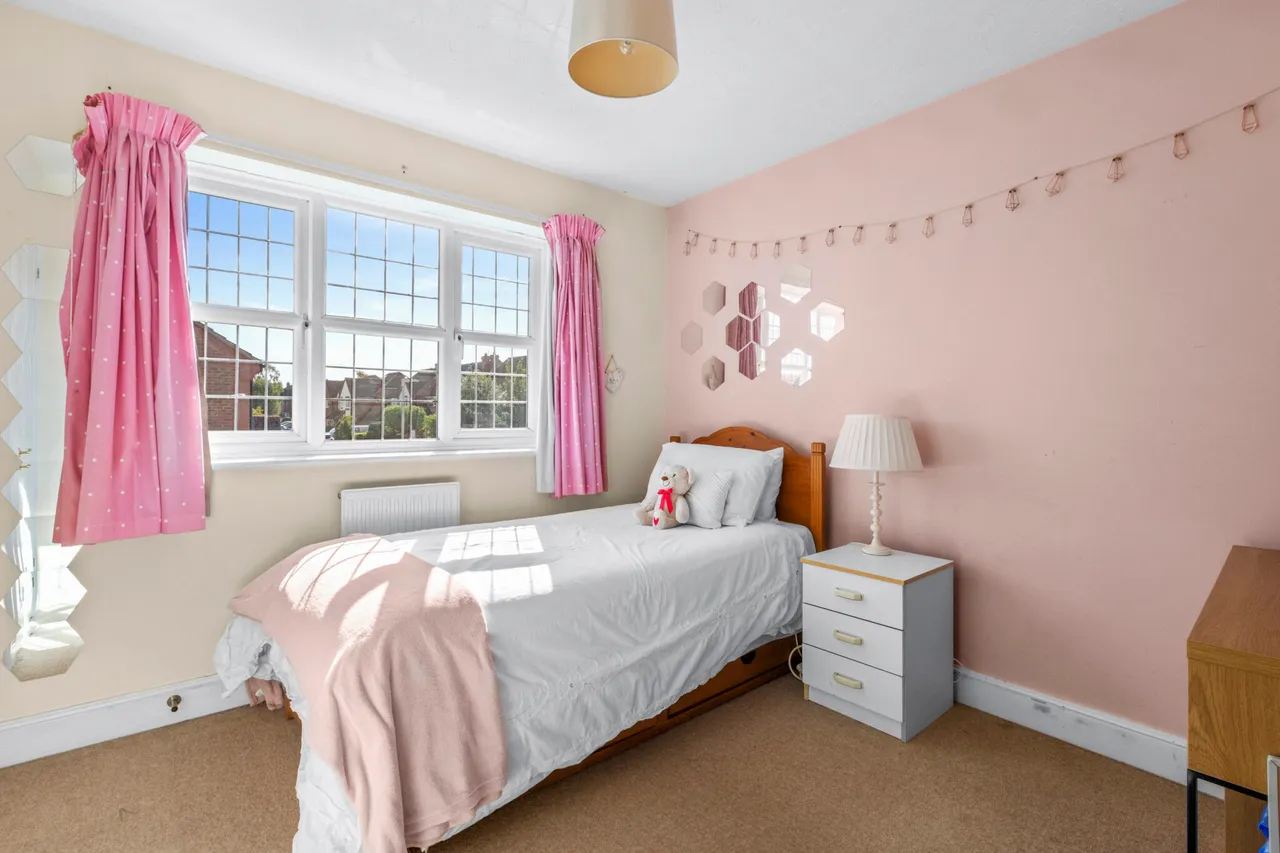 Castlefields, Stoke Mandeville, HP22, photo 15