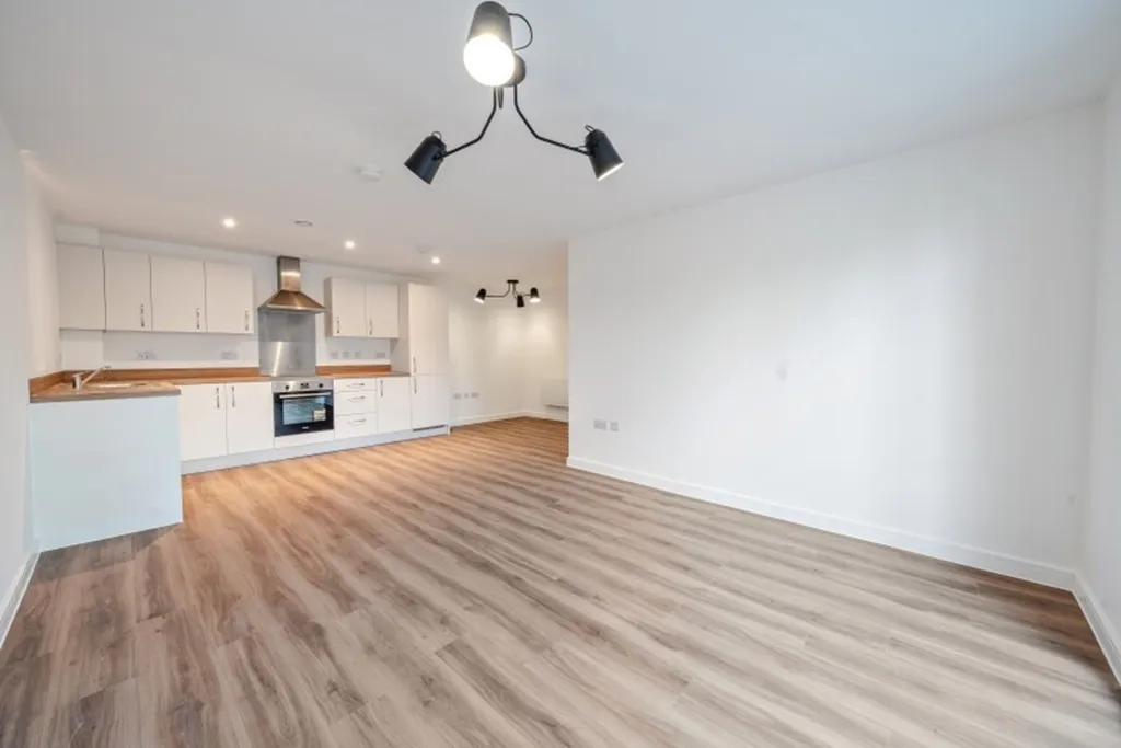 2 bed flat for sale, Belmont Park, Maidenhead, SL6