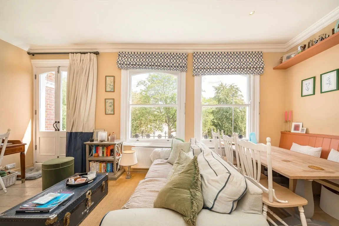 Elmbourne Road, SW17, photo 3