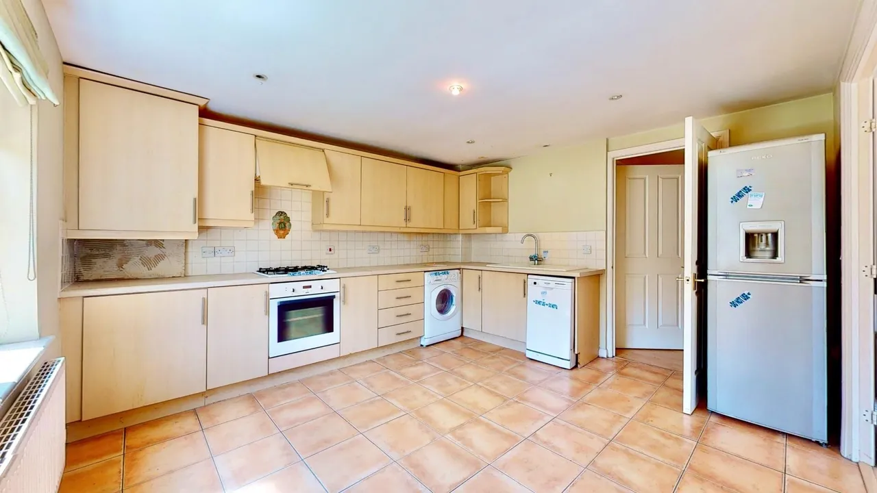 Sherman Gardens, Chadwell Heath, RM6, photo 5