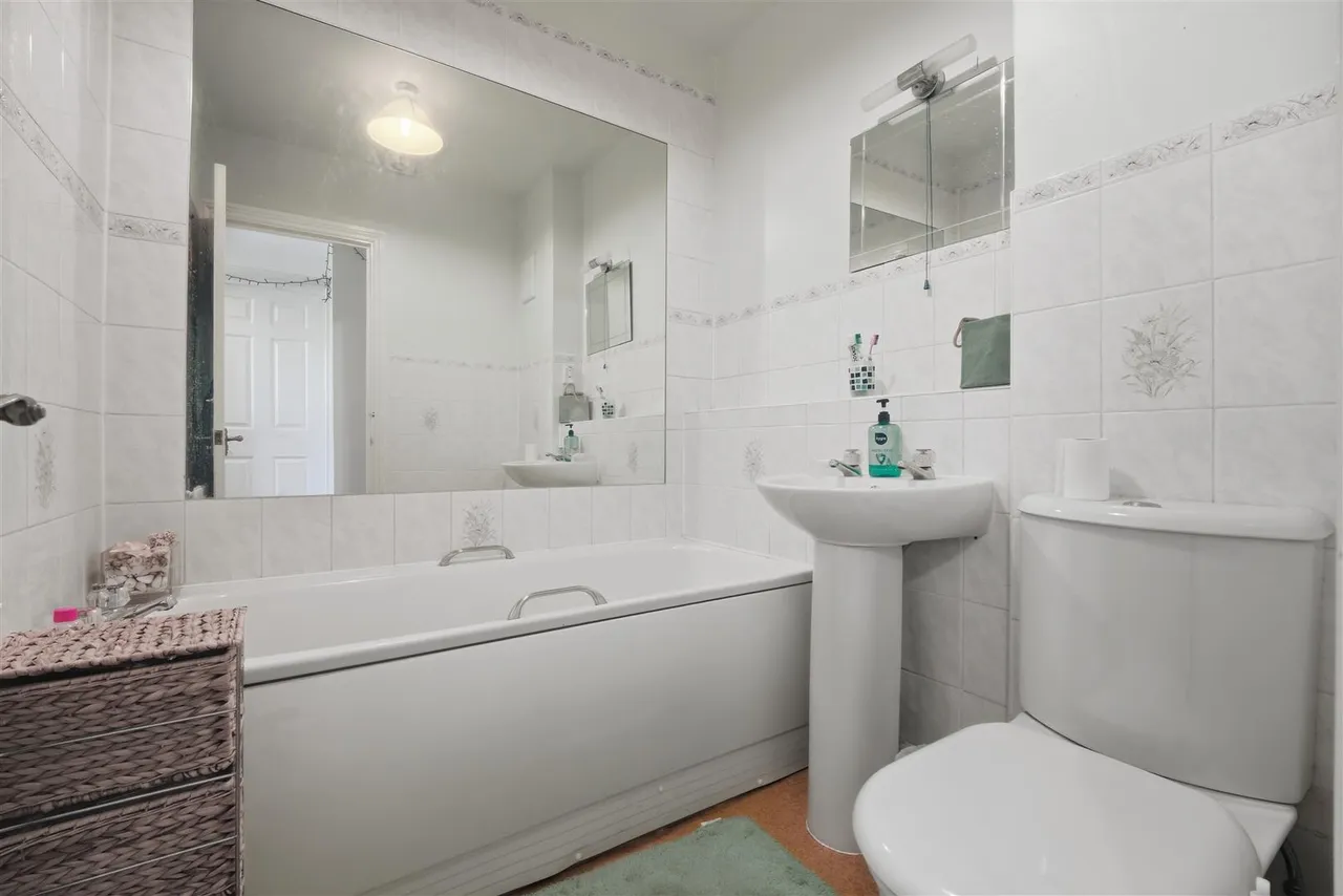 West Park Road, Southall, photo 11