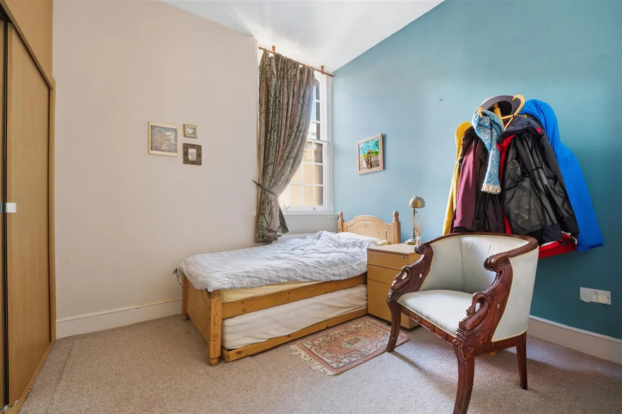 West Park Road, Southall, photo 9