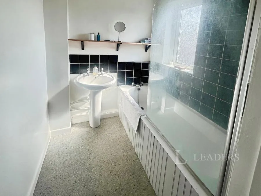 Green Road, Poole, BH15, photo 11