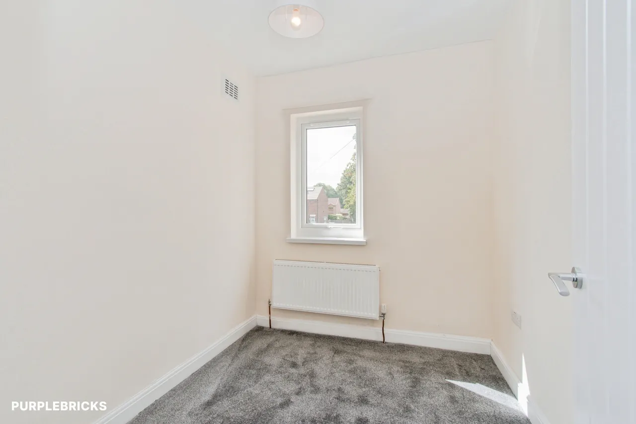 Doncaster Square, Knottingley, WF11, photo 16