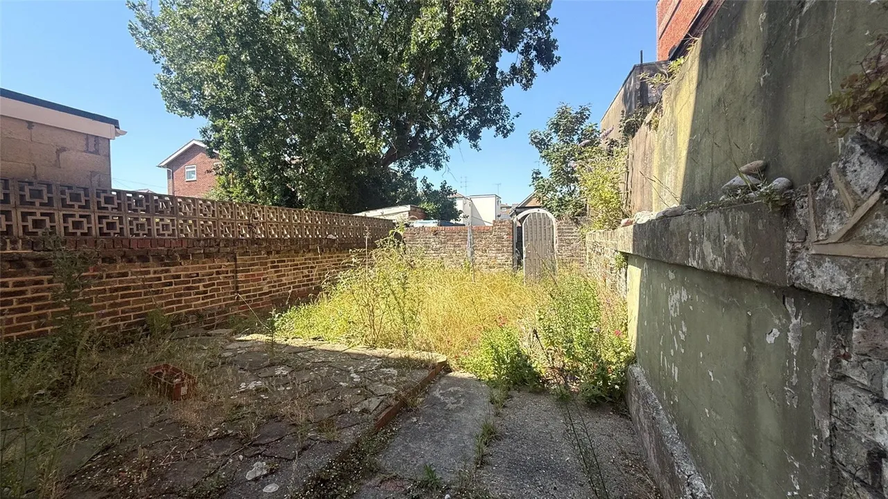 Rowlands Road, Worthing, BN11, photo 5