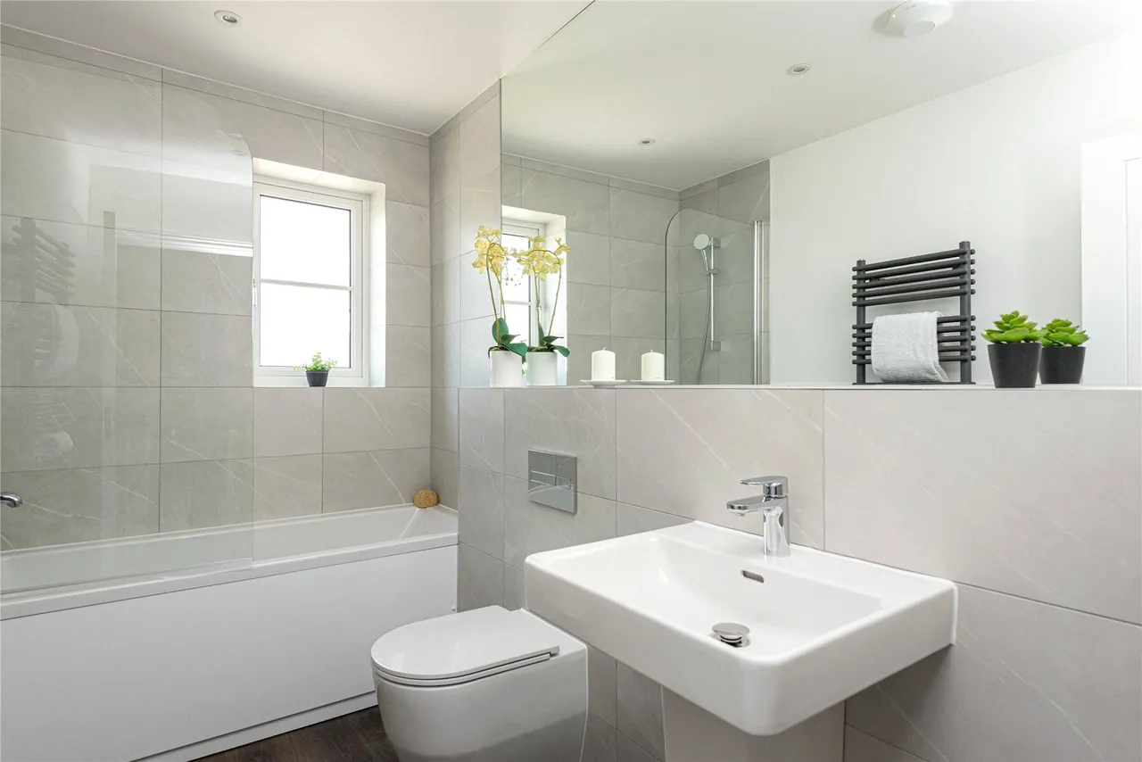 Brogan Place, Dinton, HP17, photo 11