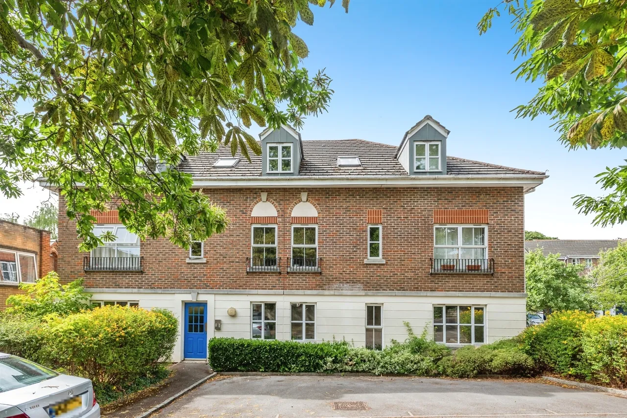 1 bed flat for sale — Don Bosco Close, Oxford