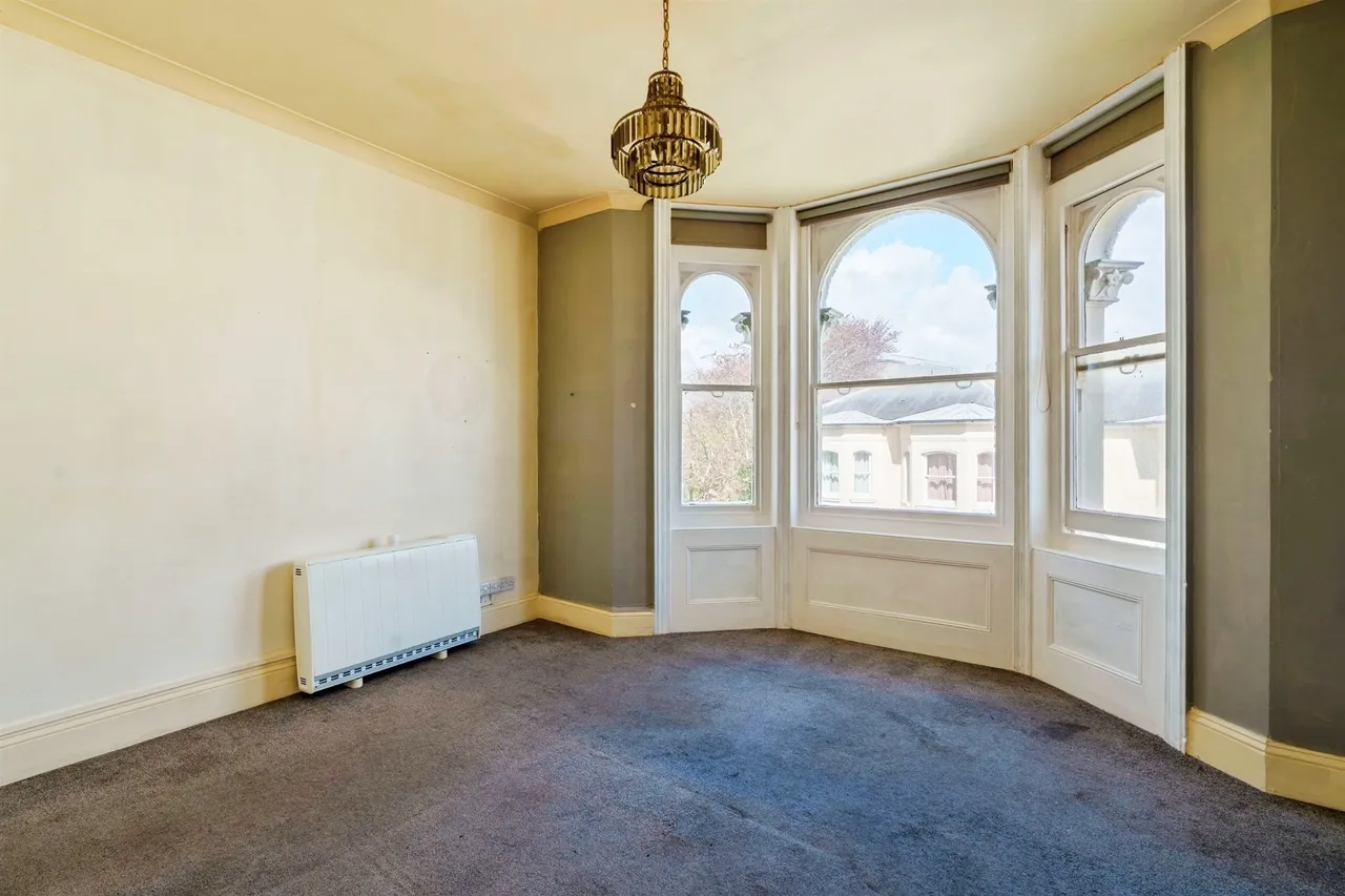 Farncombe Road, Worthing, BN11, photo 4