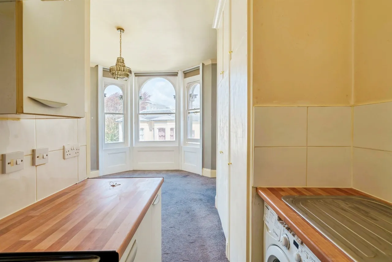 Farncombe Road, Worthing, BN11, photo 7