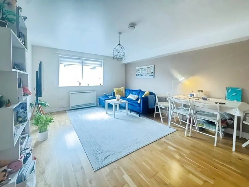 1 bed flat to rent — St. Peters Street, Maidstone, Kent, ME16