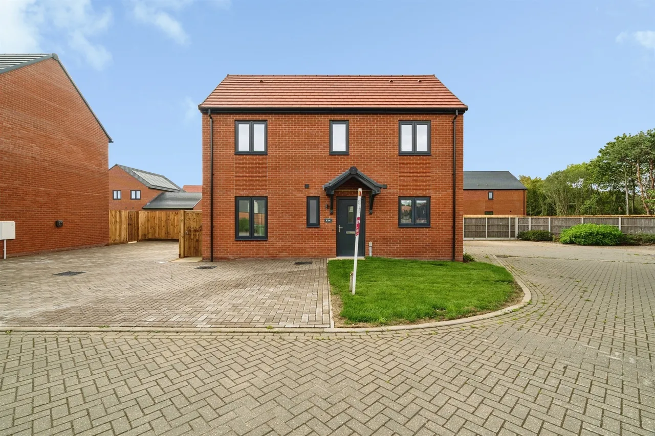 Eastwood, Bradwell, Great Yarmouth, photo 8